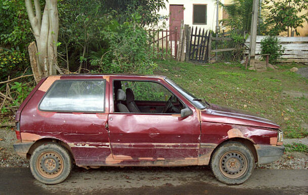 Vrei să vinzi sau să cumperi un autoturism second-hand în România