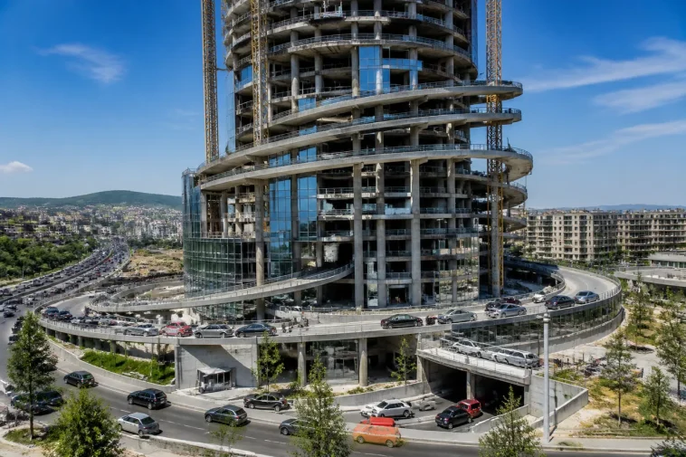 Clujul propune un turn de 160 de metri, ca să mute ambuteiajele la etaj