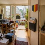 Guvernul propune ca orice apartament din Bruxelles să devină domiciliu administrativ românesc