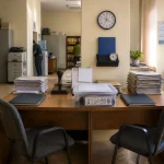 Parlamentul inventează incompatibilitatea cu termen de valabilitate, iar administrația răsuflă oficial
