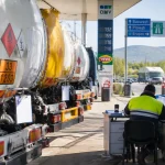 Europa eliberează petrolul strategic după ce fiecare baril semnează declarația
