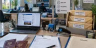X va suspenda opiniile străine până când fiecare părere își declară originea